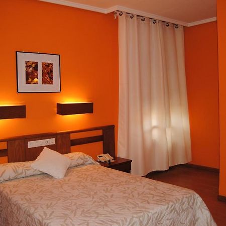 Hotel Pedro Torres Cuenca  Bagian luar foto