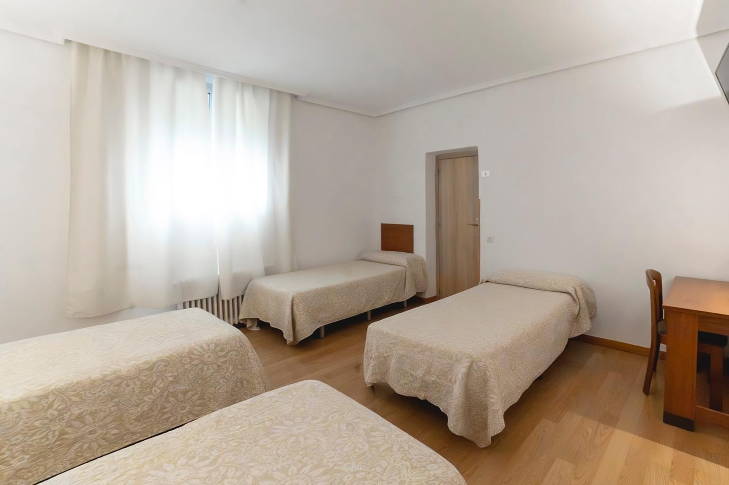 Hotel Pedro Torres Cuenca  Bagian luar foto