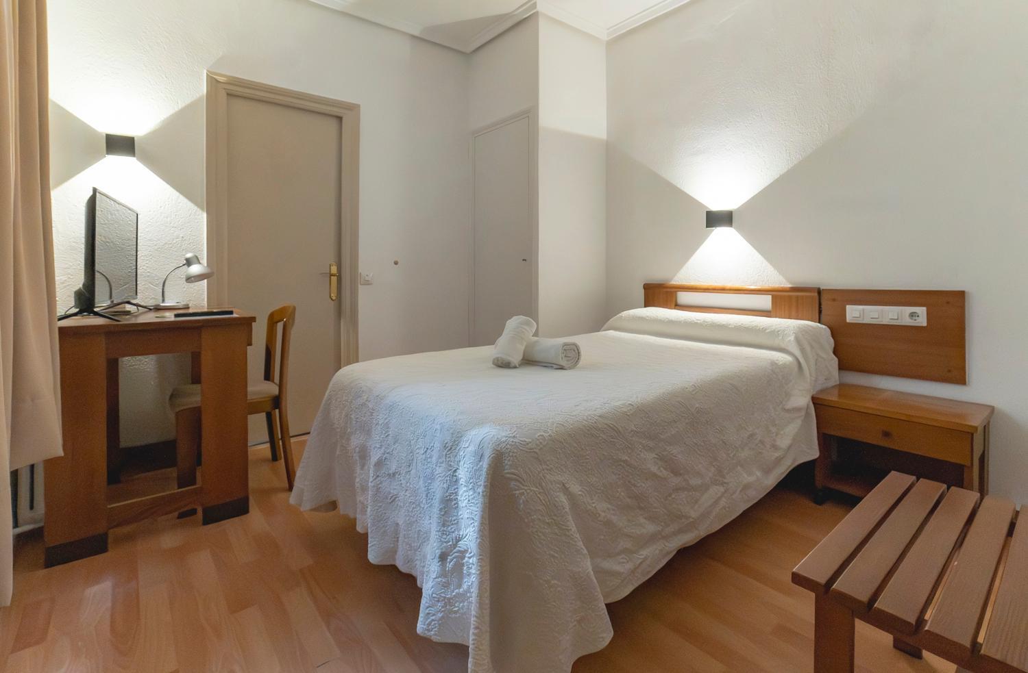 Hotel Pedro Torres Cuenca  Bagian luar foto