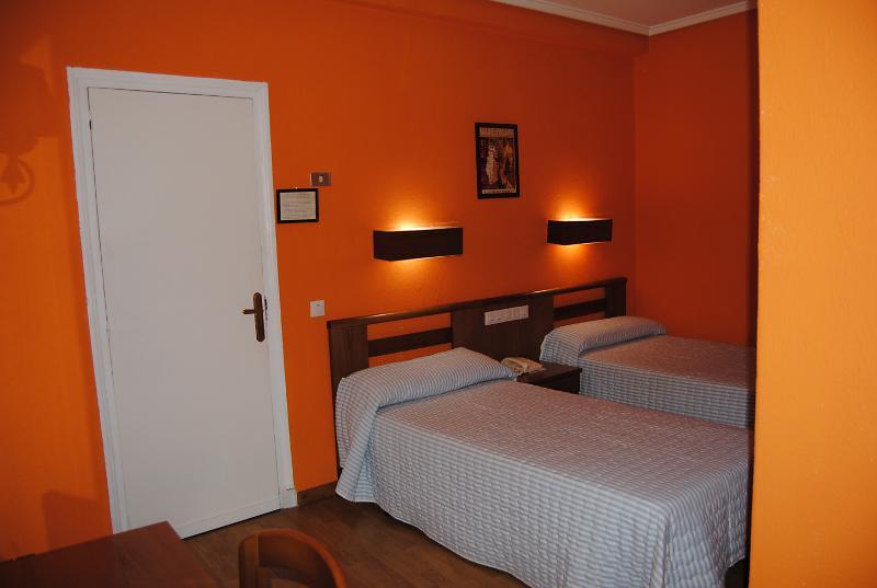 Hotel Pedro Torres Cuenca  Bagian luar foto