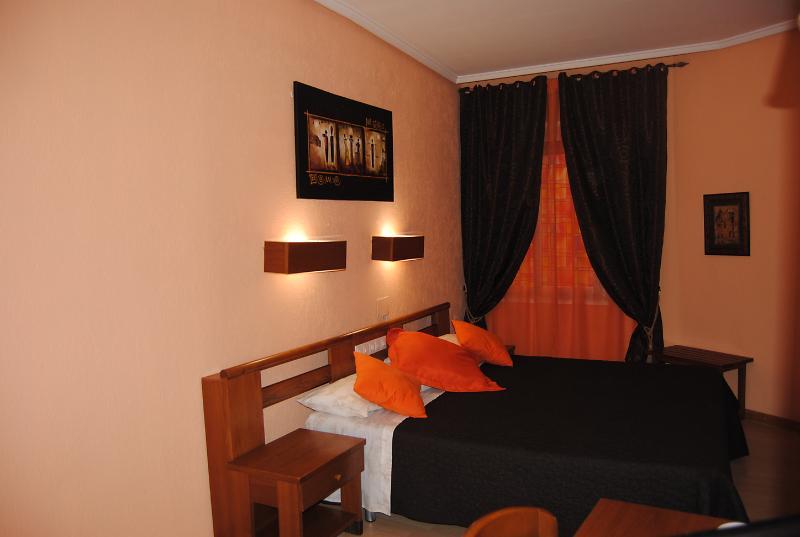 Hotel Pedro Torres Cuenca  Bagian luar foto