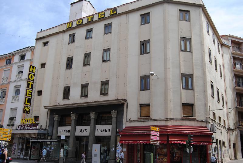 Hotel Pedro Torres Cuenca  Bagian luar foto