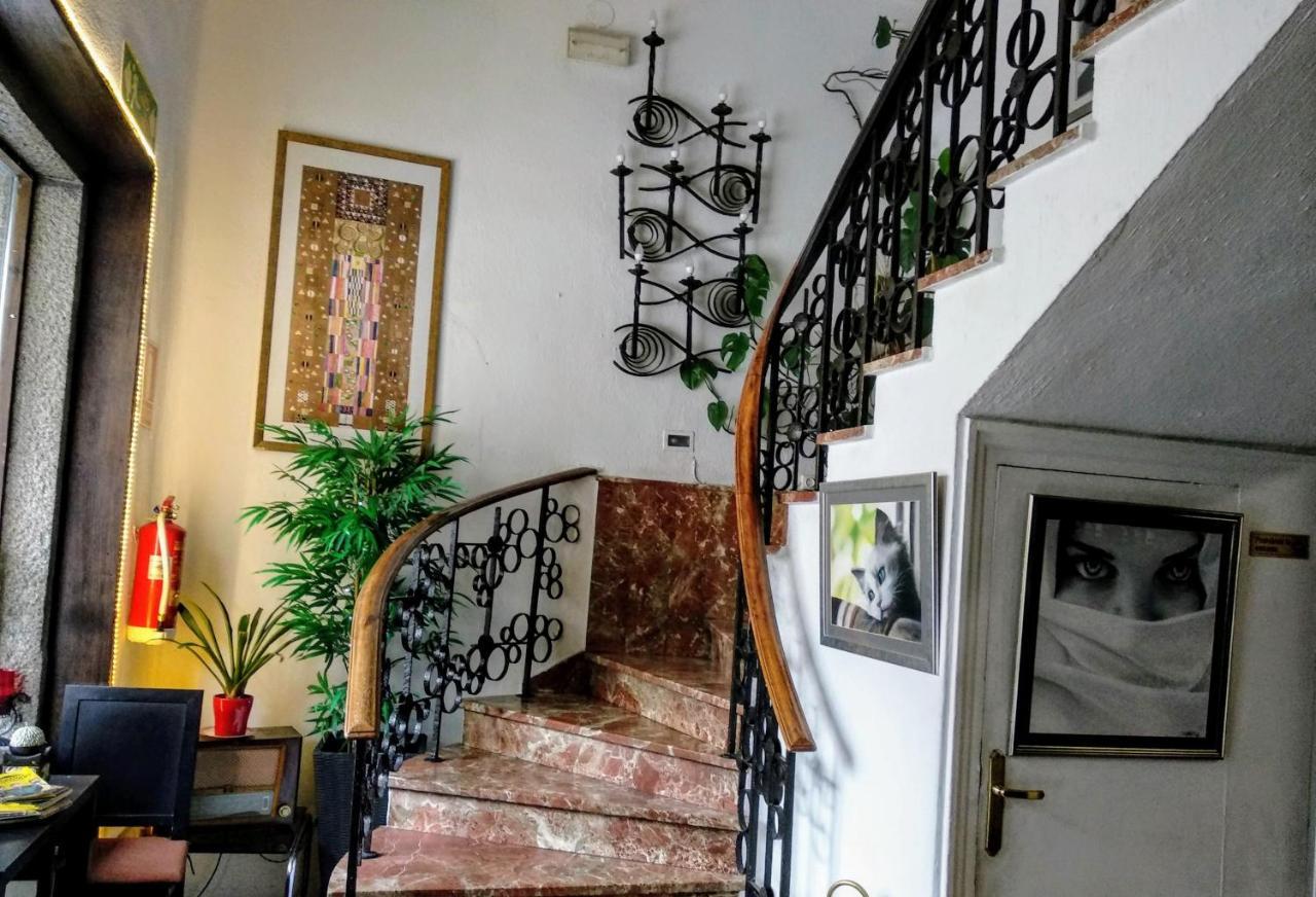 Hotel Pedro Torres Cuenca  Bagian luar foto
